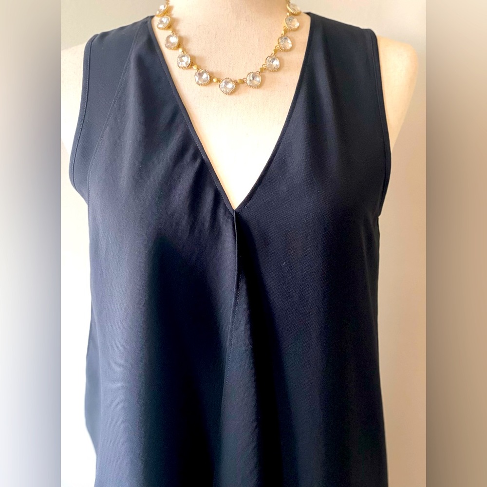 NWT | White House Black Market | Sleeveless Ruffle-Front Dress | Black | Size 2 - Picture 3 of 7